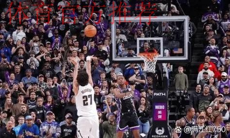 默里前三节10投6中，三分3中2砍下21分2篮板3助攻